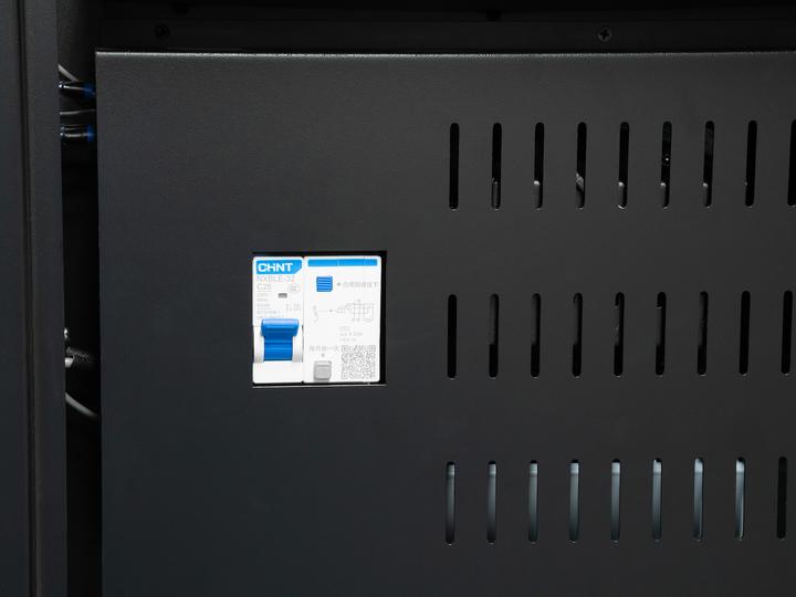 Actual product image Good Connections GC Notebook charging station ANTARES N40E for 40 devices up to 15.6 UV-C disinfection