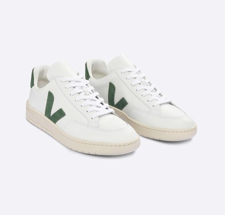 Actual product image Veja V-12 (36)