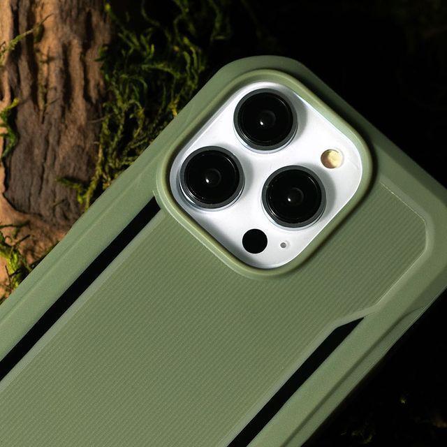 Image du produit X-Doria Fort Case iPhone 14 Plus avec coque armée MagSafe noire (Apple iPhone 14 Plus)