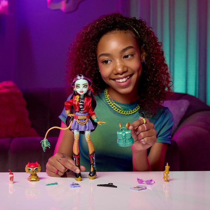 Actual product image Monster High Jinafire
