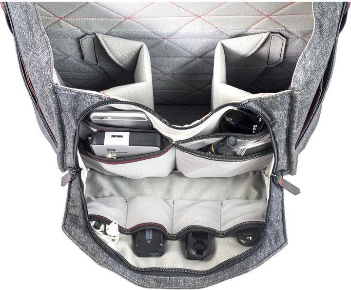 Image du produit Peak Design Everyday Messenger 13" Charcoal (Sac à bandoulière pour appareil photo)