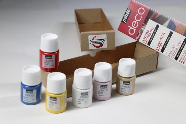 Actual product image Pebeo Set Initiation Deco 6 Assorted Bottles (White, Yellow, Red, Grey, Green, 20 ml)