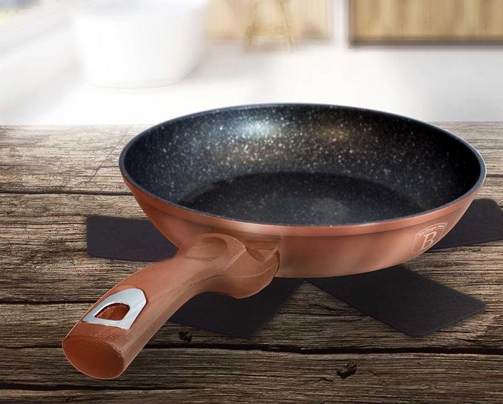 Actual product image BerlingerHaus Granite frying pan set 3pcs ROSE GOLD LINE BH-6195 (Pan set + pot set)