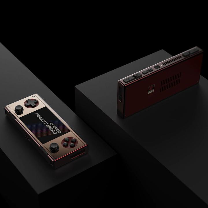 Actual product image Ayaneo Pocket Micro Handheld Konsole – 8 GB LPDDR4X, 256 GB SSD, retro gold
