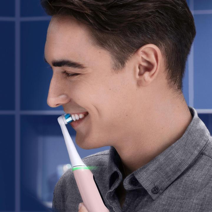 Image du produit Oral-B iO6 (Brosse à dents oscillo-rotative)