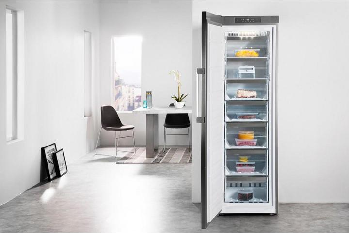 Produktbild Whirlpool UW8 F2Y XBI F 2 (Freistehend, 263 l)