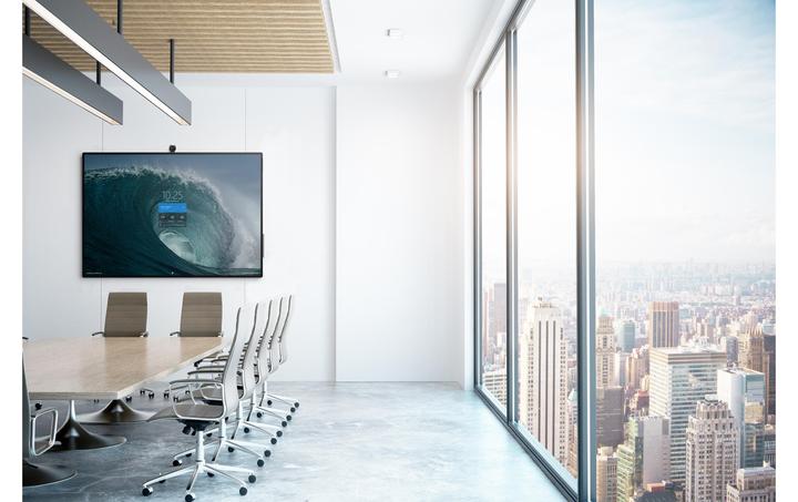 Image du produit Peerless SF640-HUB2 Support mural plat spécialement conçu pour le Microsoft Surface Hub 2S/2X 50.5inch (50.39")