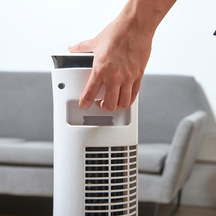 Image du produit Black & Decker Black+Decker BXEFT48E - Ventilateur à tour numérique oscillant (56 dB)