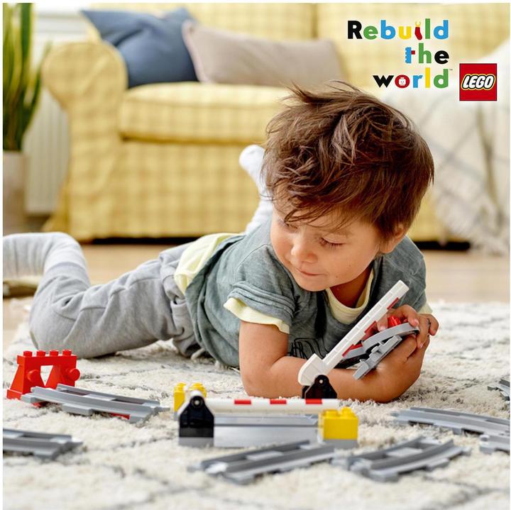 Produktbild LEGO Eisenbahn Schienen (10882)