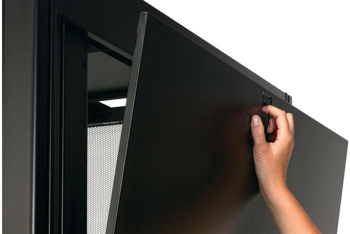 Actual product image APC NetShelter SX (42 RU, 19 inch rack)