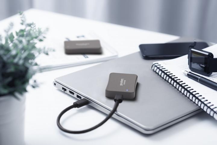 Image du produit Goodram SSDPR-HL200-01T Disque dur externe à semi-conducteurs 1024 Go Gris (1024 Go)