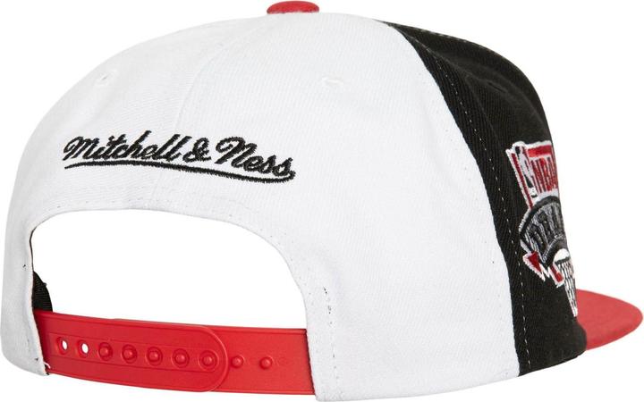 Image du produit Mitchell & Ness Snapback Cap - CORE I Chicago Bulls (Taille unique)