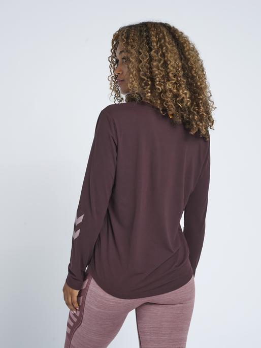 Actual product image hummel Taylor T-Shirt L/S (XS)