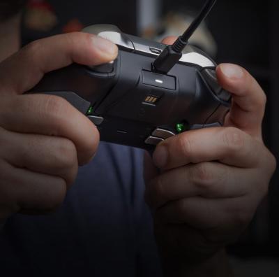 Produktbild PDP Play and Charge Kit (Xbox Series X, Xbox One X, Xbox One S, Xbox Series S)