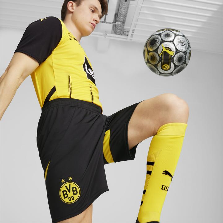 Actual product image Puma BVB Shorts Replica (M)