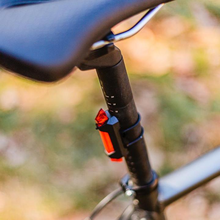 Actual product image Forever BLG-200 Bicycle and Scooter Active Light Kit with Built-in Battery Universal Frame Holder (400 lm, 15 lm)