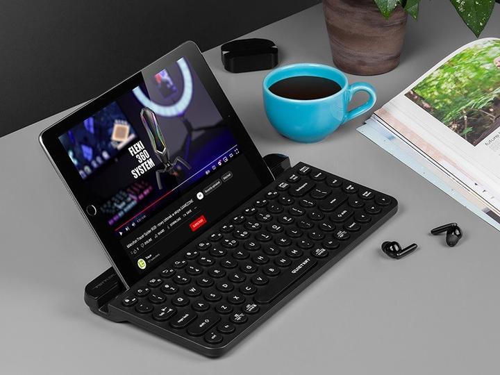 Actual product image A4Tech Wireless Keyboard FSTYLER FBK30 Black 2.4GHz+BT (Silent) (Eng. Int., Wireless)