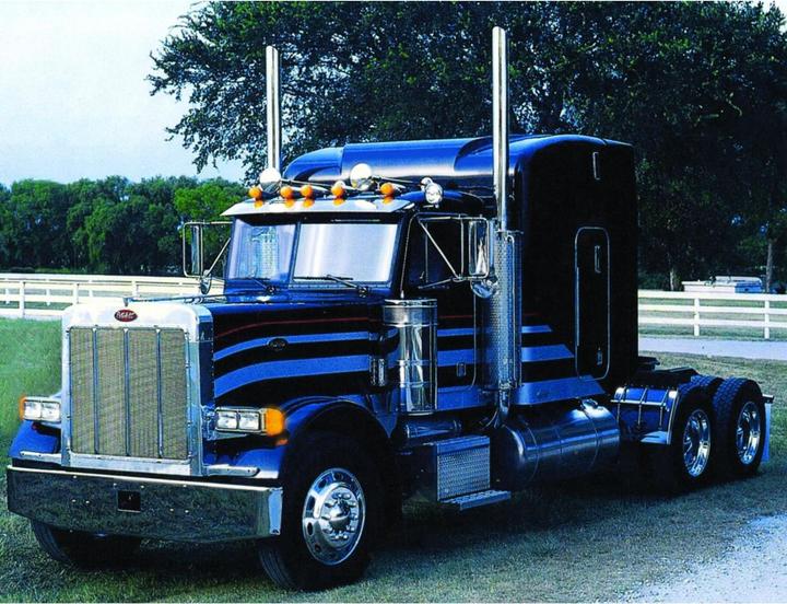 Produktbild Italeri Peterbilt 378 Long Hauler