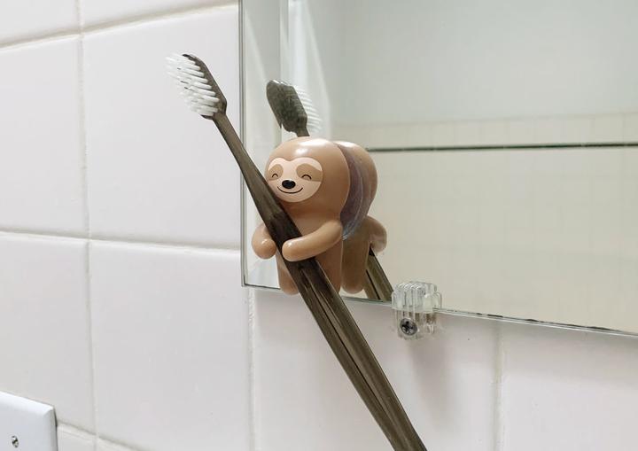 Immagine prodotto Kikkerland Sloth (Portaspazzolino)