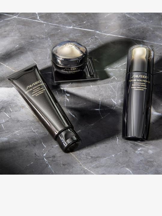 Actual product image Shiseido Future Solution Concentrated Balancing Softener (Tonic water, 125 ml)