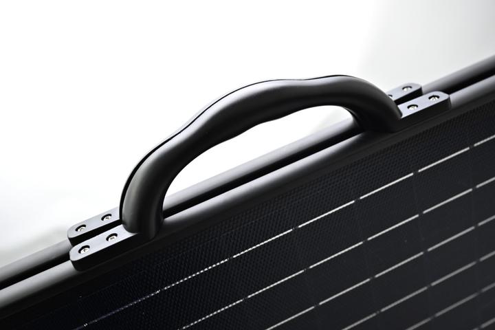 Actual product image Voltima VMS100 SunCase foldable solar panel (100 W, 5.55 kg)