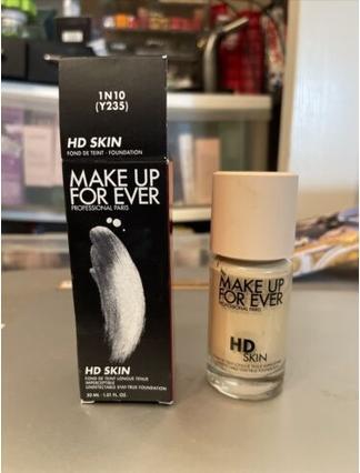 Image du produit Make Up For Ever Fond de teint HD Skin Undetectable Stay-True (1N10 Ivory)