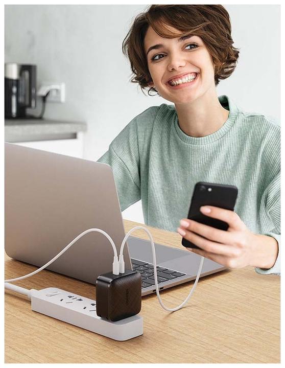 Produktbild Ugreen Wandladegerät CD216 2xUSB-C 66W PD (66 W)