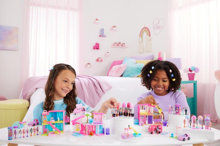 Actual product image Barbie Mini BarbieLand CDU