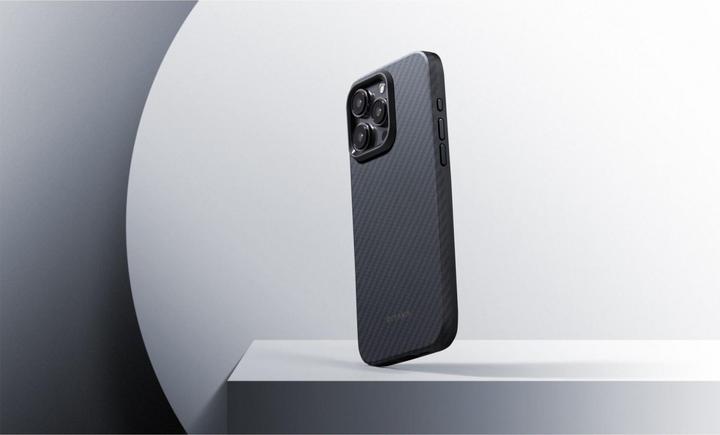 Actual product image Pitaka MagEZ Case Pro for iP 15 Pro Max (Black/Grey Twill) 1500D (Apple iPhone 15 Plus)