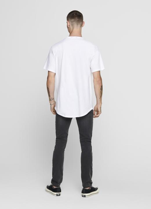 Actual product image Only & Sons tee (L)