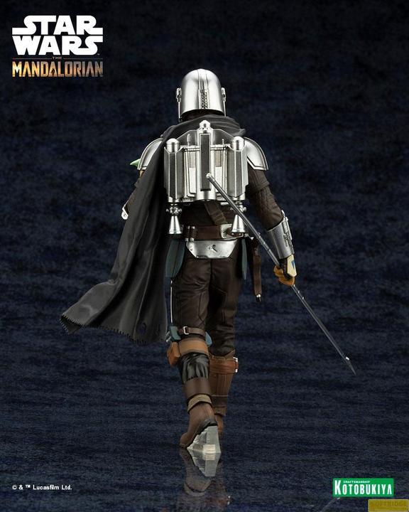 Actual product image Kotobukiya Star Wars The Mandalorian statuette PVC ARTFX 1/10 Mandalorian & Grogu with Beskar Staff 18 cm