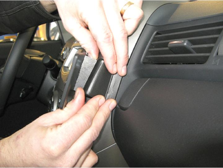 Produktbild Brodit 854451 Autohalterung Toyota Verso 09-19