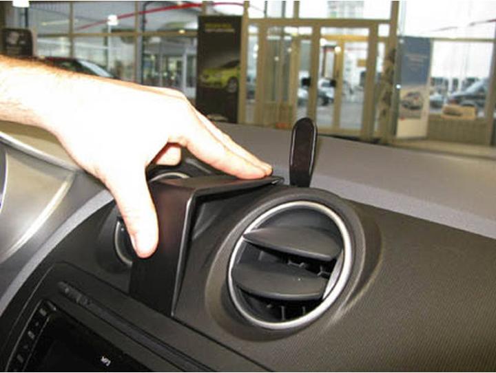 Produktbild Brodit 854271 Autohalterung Seat Ibiza 09-17