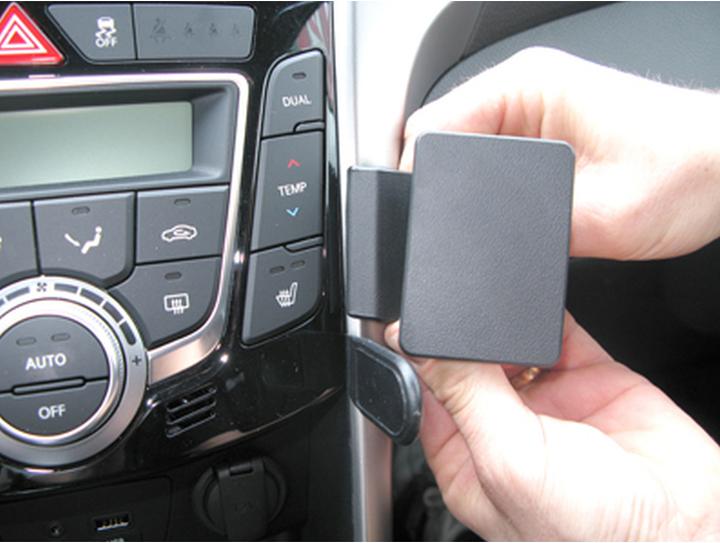 Actual product image Brodit 854755 Car mount Hyundai i30 12-16