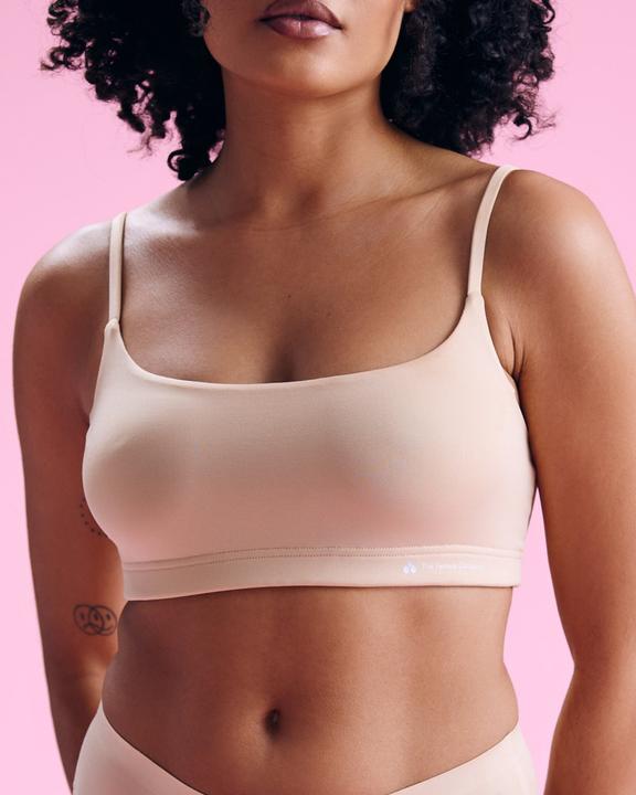 Image du produit The Female Company Seamless Bralette (Une unité par pack, 42 A)