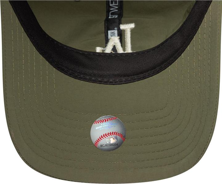 Actual product image New Era 9Twenty Unisex Cap - Los Angeles Dodgers Oliv