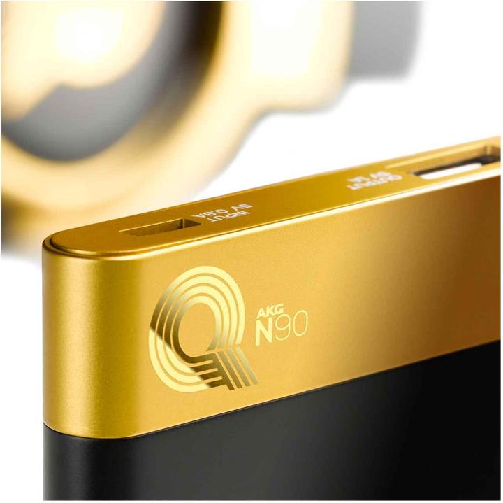 AKG N90q (ANC, 14 h, Kabelgebunden)