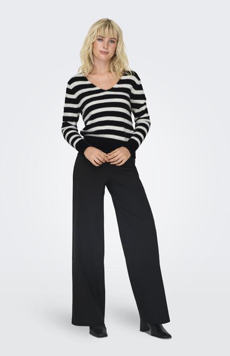 Image du produit Only Coupe normale Col en V Pull en maille (XS)