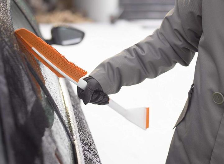 Immagine prodotto Fiskars Raschiaghiaccio spazzola neve SnowXpert