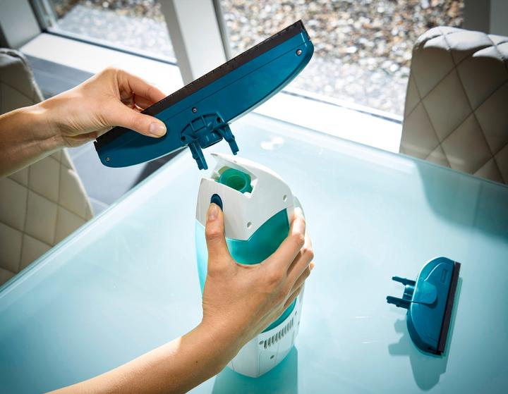 Actual product image Leifheit Dry & Clean window vacuum cleaner set with handle, washer, narrow suction nozzle
