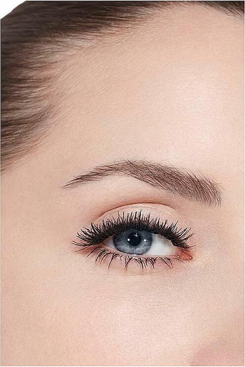 Actual product image Chanel Extreme Volume (#10 Noir)