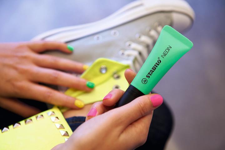 Image du produit STABILO Surligneur NEON (Orange, Jaune, Vert, Pink, 5 mm, 4 x)
