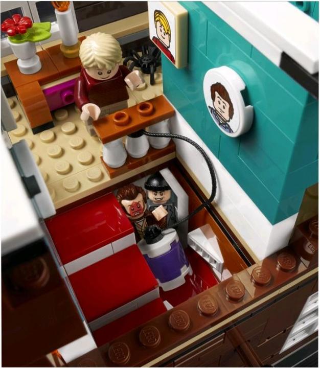 Image du produit LEGO Home Alone (21330, LEGO Ideas, LEGO difficiles à trouver)