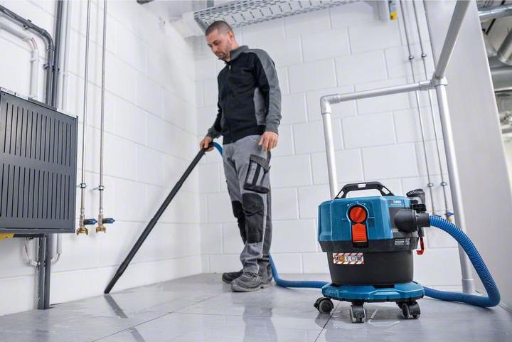 Actual product image Bosch Professional GAS 18V-12 MC cordless hoover, solo version (Wet dry vacuum cleaner)