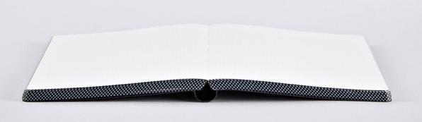 Produktbild Nuuna Everything starts from a dot (22 x 16.5 cm, Gepunktet, Weicher Einband)