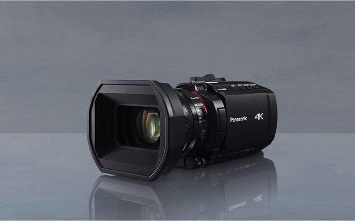 Produktbild Panasonic HC-X1200E schwarz (8.29 Mpx, 60p, 24 x)