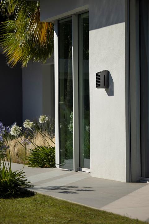 Actual product image Les Jardins Corner applique murale solaire 500 lumens (500 lm)