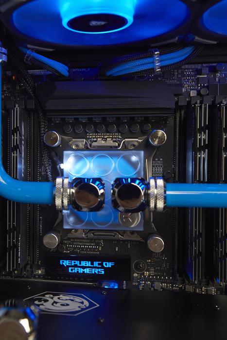 Produktbild Joule Performance Craft 3 (Intel Core i9-7900X, 64 GB, 2000 GB, GeForce GTX 1080 Ti)