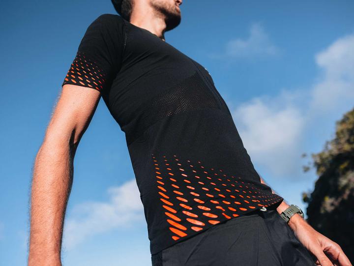 Actual product image Compressport Racing SS Tshirt M (S)