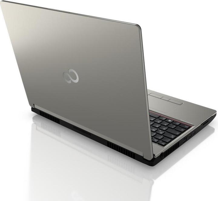 Produktbild Fujitsu Celsius H7613 (16", Intel Core i7-13850HX, 64 GB, 2000 GB, CH)